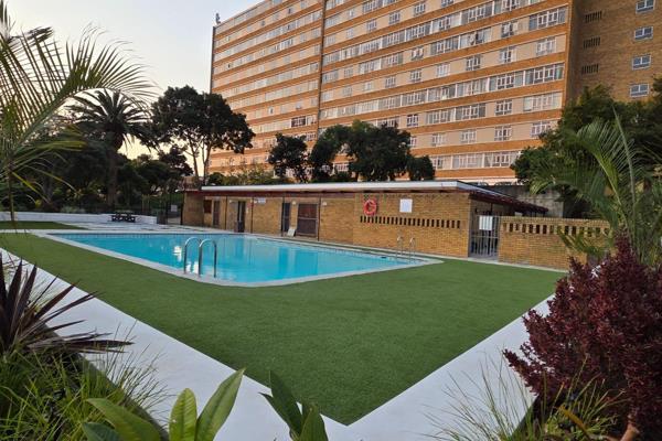 To Let 1 Bedroom Property for Rent in Loevenstein Western Cape